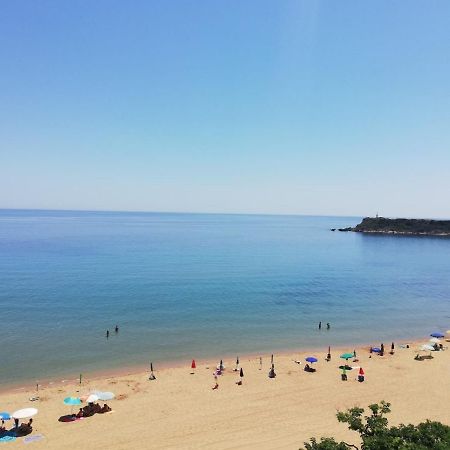 B&B Capo Rizzuto Fronte Mare Buitenkant foto